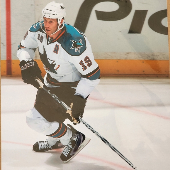 🏒 Official NHL San Jose Sharks Joe Thornton Photo - Picture 3 of 8